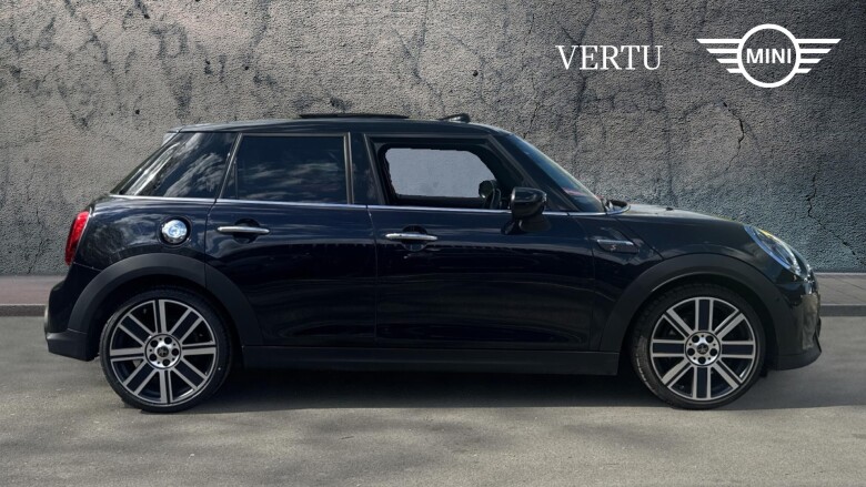 MINI Hatchback 2.0 Cooper S Exclusive 5dr Auto Petrol Hatchback